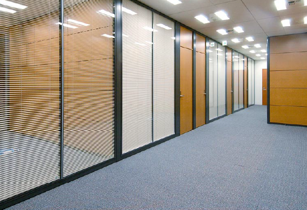 ブラインド工事・事務機器